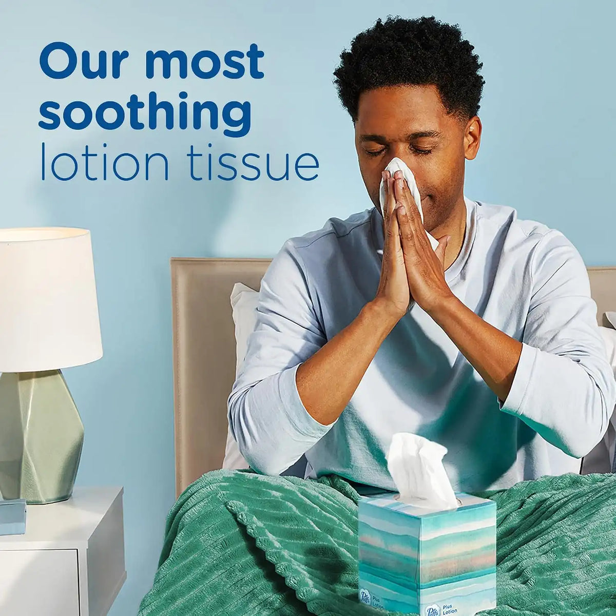 Puffs Plus Lotion Facial Tissues, 4 Family Boxes, 124 tissues per box (Pack of 2)